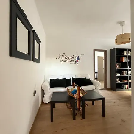 Hoscincer Marot Pilismarot